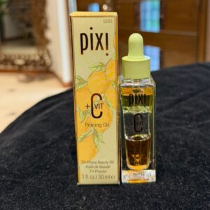 PIXI + Vitamin Priming Oil pakistan